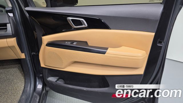 Kia Canival 2021 — photo 14