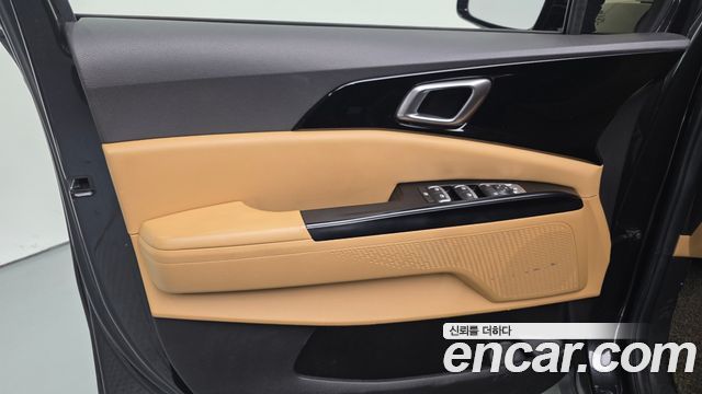 Kia Canival 2021 — photo 15