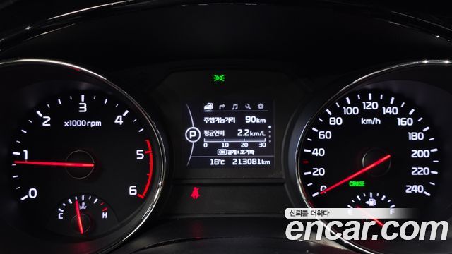 Kia Canival 2018 — photo 8