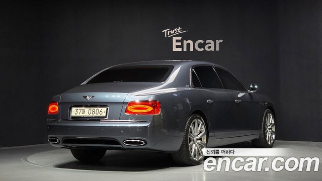 Bentley Flying Spur 2015 — photo 2