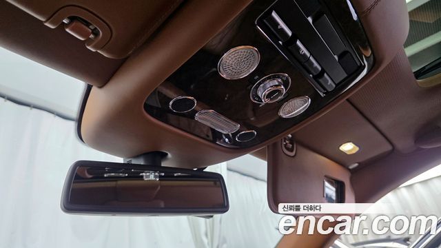 Bentley Flying Spur 2015 — photo 17