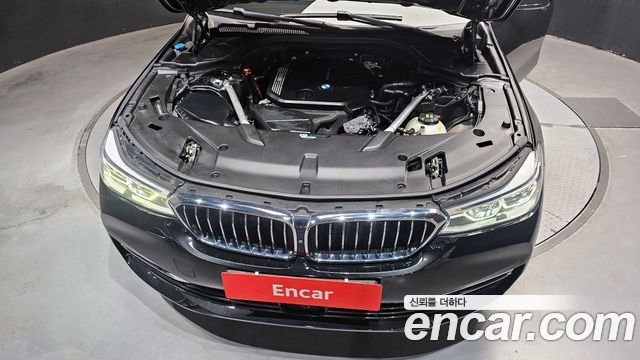 BMW Gran Turismo 2019 — photo 6