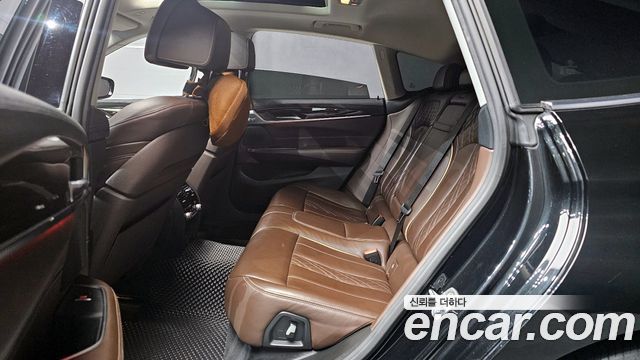 BMW Gran Turismo 2019 — photo 18