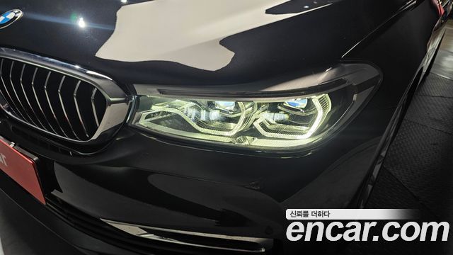 BMW Gran Turismo 2019 — photo 8
