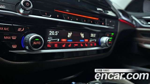 BMW Gran Turismo 2019 — photo 31