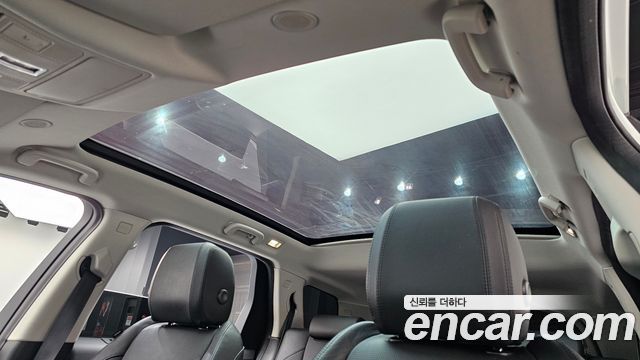 Land Rover Discovery Sport 2022 — photo 21