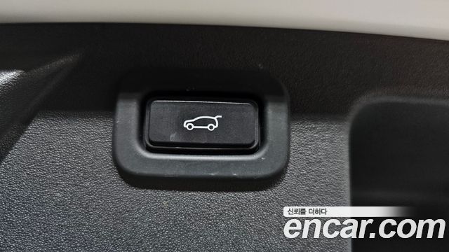 Land Rover Discovery Sport 2022 — photo 22