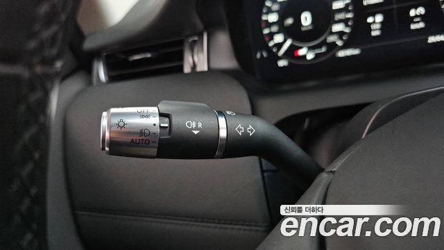 Land Rover Discovery Sport 2022 — photo 29