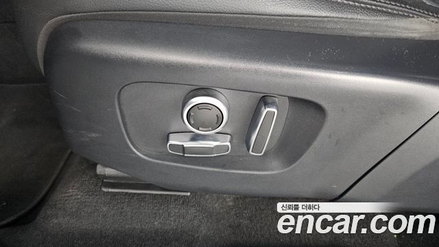 Land Rover Discovery Sport 2022 — photo 31