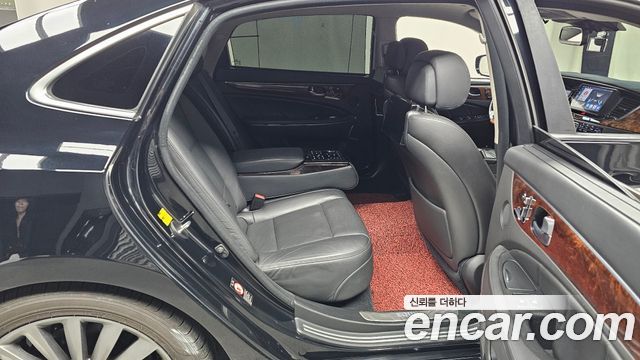 Hyundai Equus 2014 — photo 12
