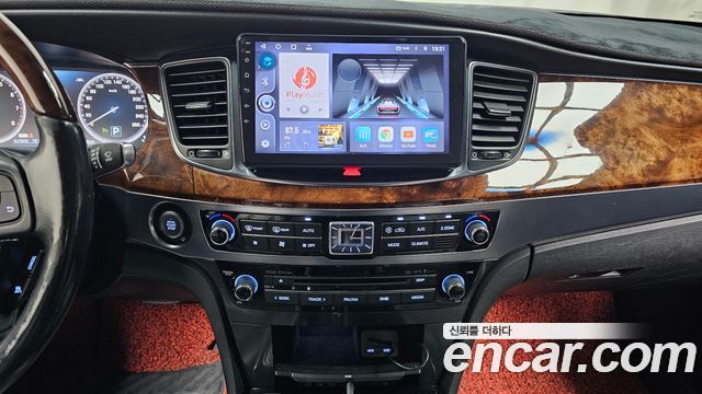 Hyundai Equus 2014 — photo 16