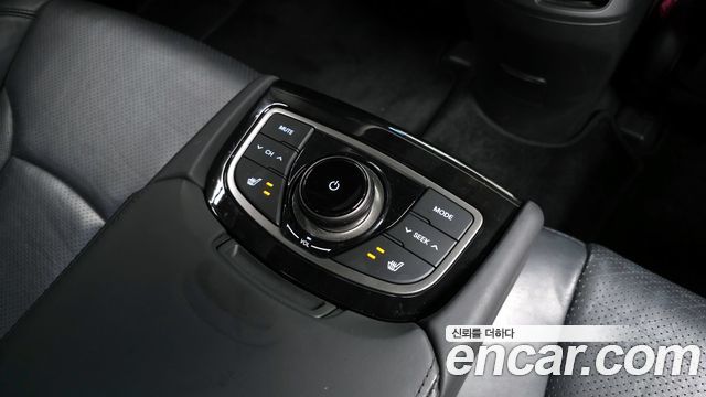 Hyundai Grandeur 2012 — photo 19