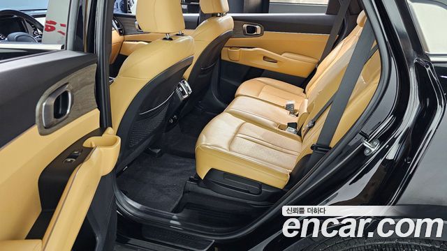 Kia Sorento 2023 — photo 11