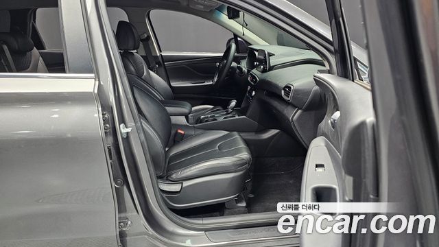 Hyundai Santafe 2020 — photo 17