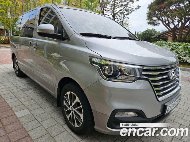 Hyundai Starex 2020 — photo 3