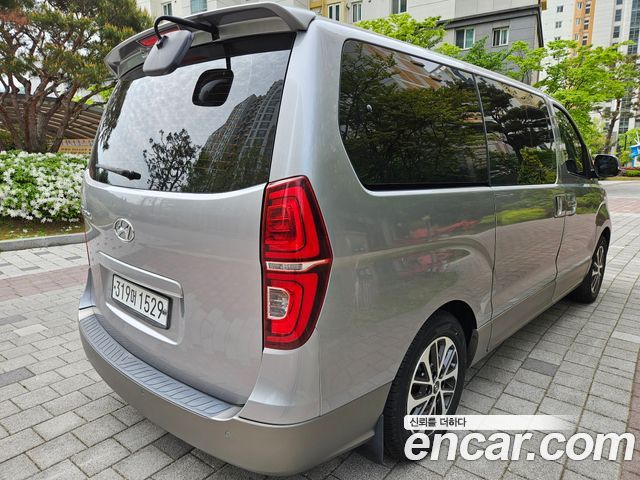 Hyundai Starex 2020 — photo 4