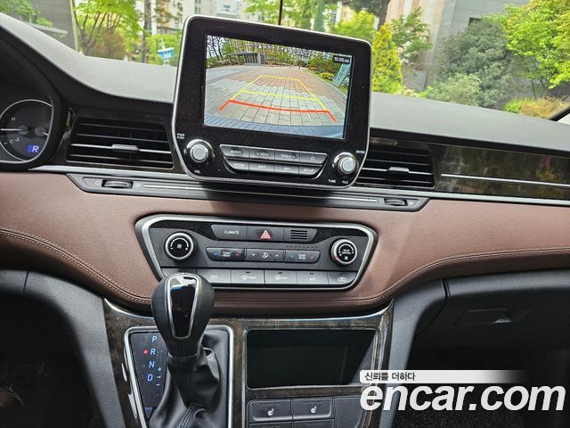 Hyundai Starex 2020 — photo 15