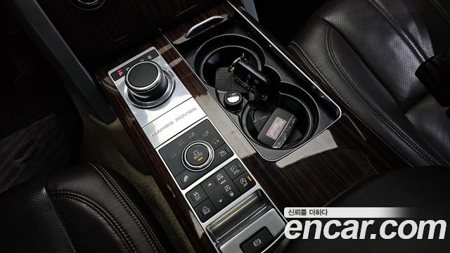 Land Rover Range Rover 2016 — photo 12