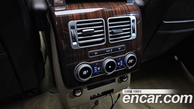 Land Rover Range Rover 2016 — photo 25