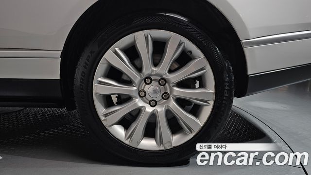 Land Rover Range Rover 2016 — photo 7