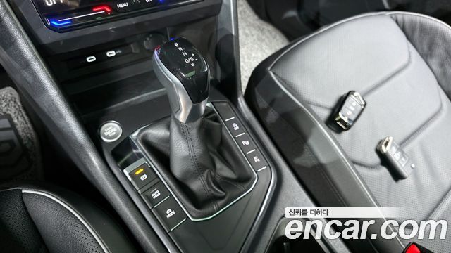 Volkswagen Tiguan 2023 — photo 12