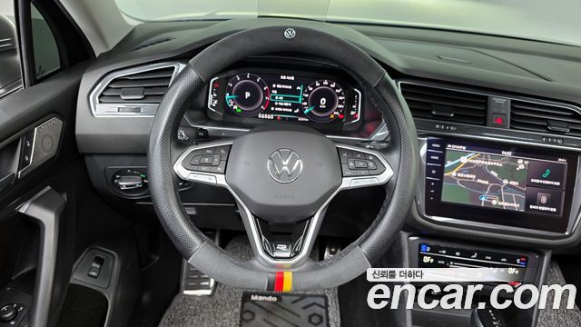 Volkswagen Tiguan 2023 — photo 19