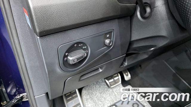 Volkswagen Tiguan 2023 — photo 24