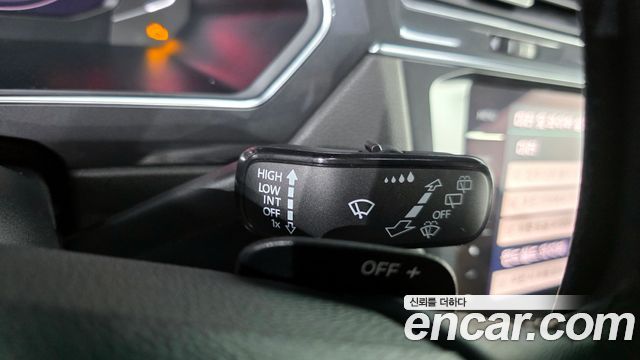 Volkswagen Tiguan 2023 — photo 26