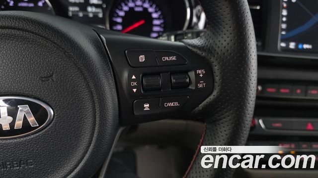 Kia Canival 2018 — photo 18