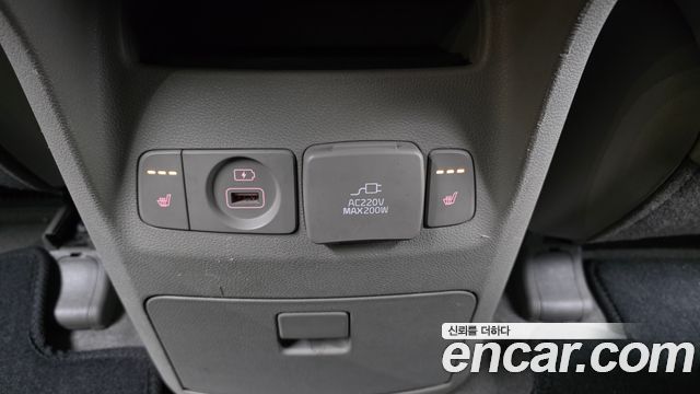 Kia Canival 2018 — photo 19