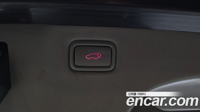 Kia Canival 2018 — photo 20
