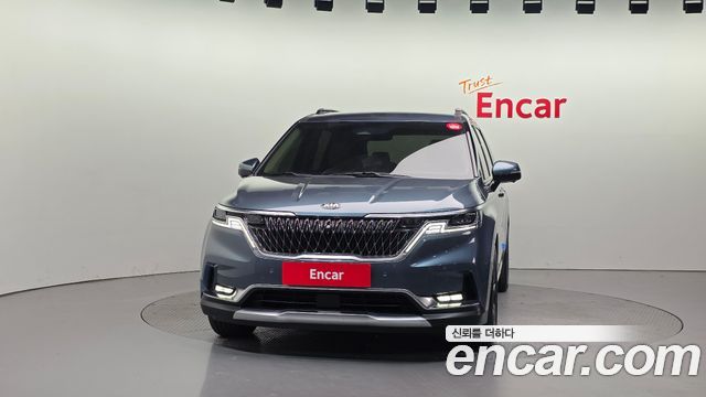 Kia Canival 2021 — photo 3