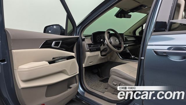 Kia Canival 2021 — photo 13