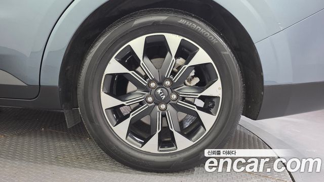 Kia Canival 2021 — photo 7