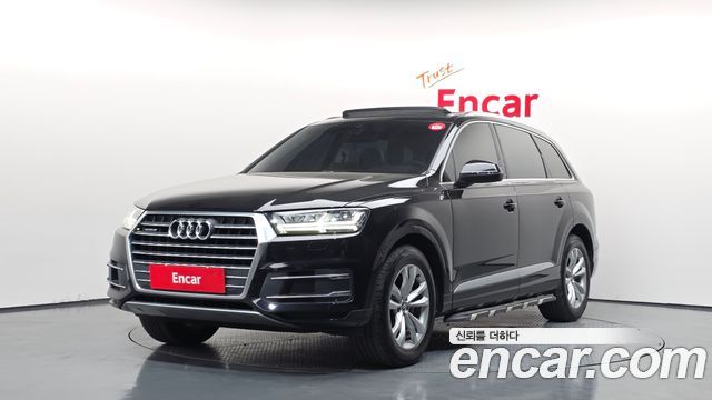 Audi Q7 2019 — photo 1