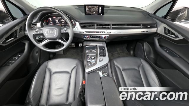 Audi Q7 2019 — photo 7
