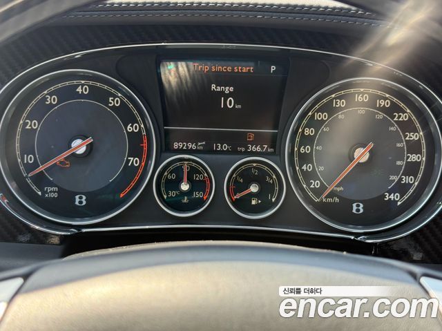 Bentley Continental 2012 — photo 8