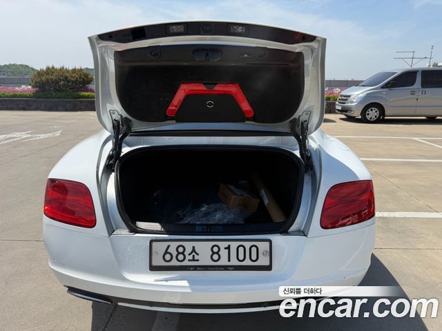 Bentley Continental 2012 — photo 11