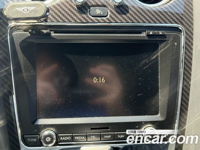 Bentley Continental 2012 — photo 14