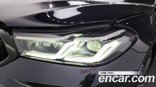 BMW Gran Turismo 2023 — photo 8