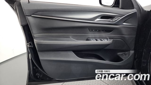 BMW Gran Turismo 2023 — photo 14