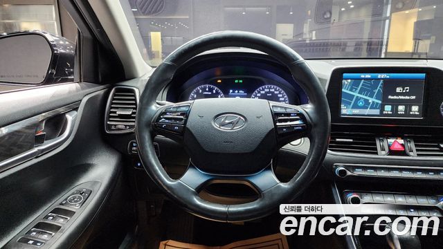 Hyundai Grandeur 2017 — photo 14