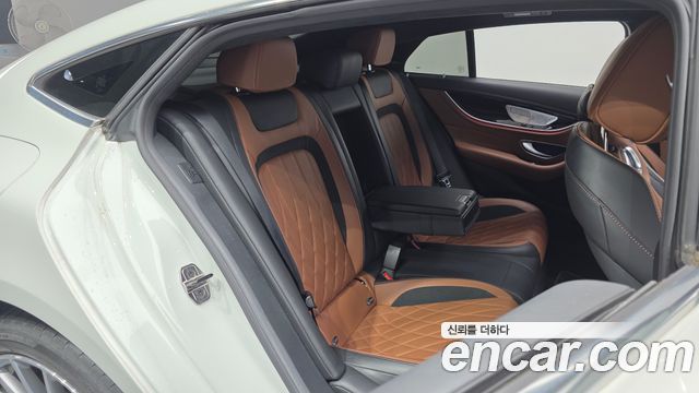 Mercedes-Benz AMG GT 2021 — photo 17