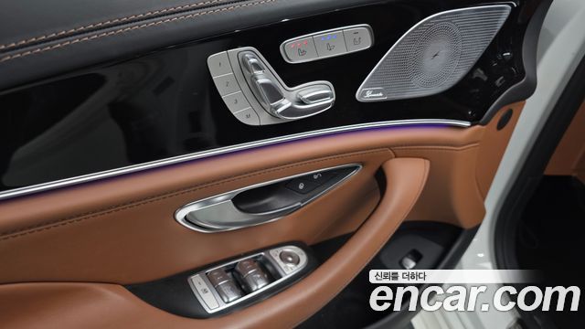 Mercedes-Benz AMG GT 2021 — photo 20