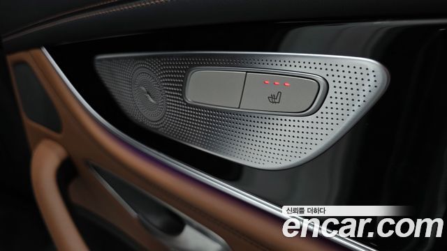 Mercedes-Benz AMG GT 2021 — photo 25