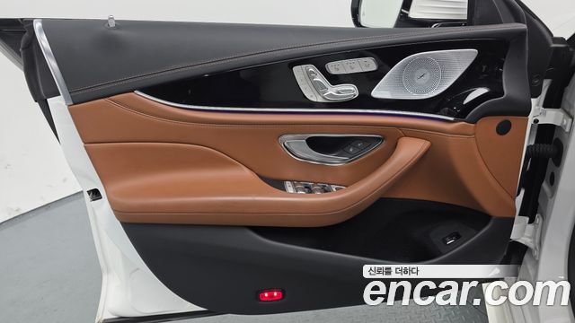 Mercedes-Benz AMG GT 2021 — photo 27