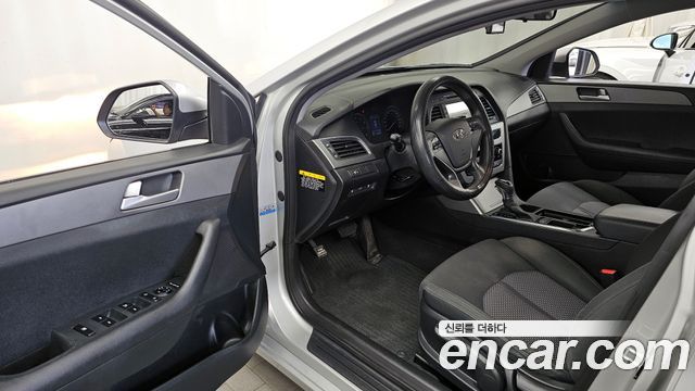 Hyundai Sonata 2015 — photo 13