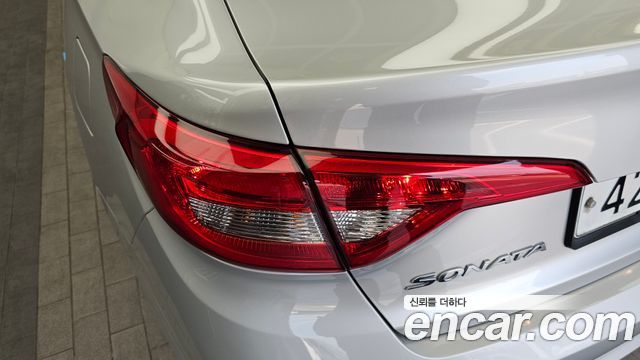 Hyundai Sonata 2015 — photo 9