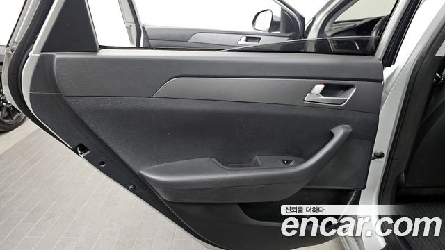 Hyundai Sonata 2015 — photo 15
