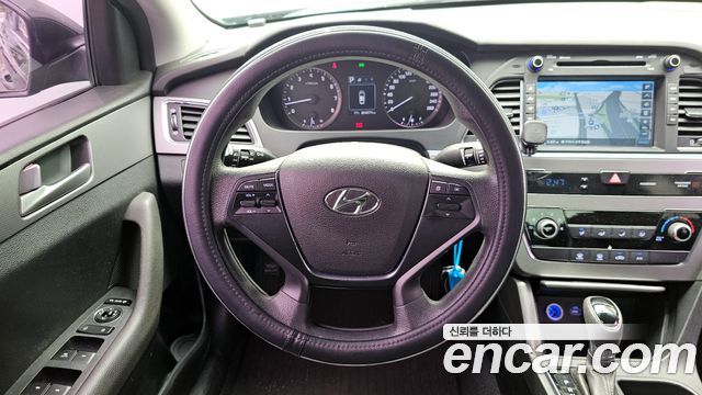 Hyundai Sonata 2016 — photo 14